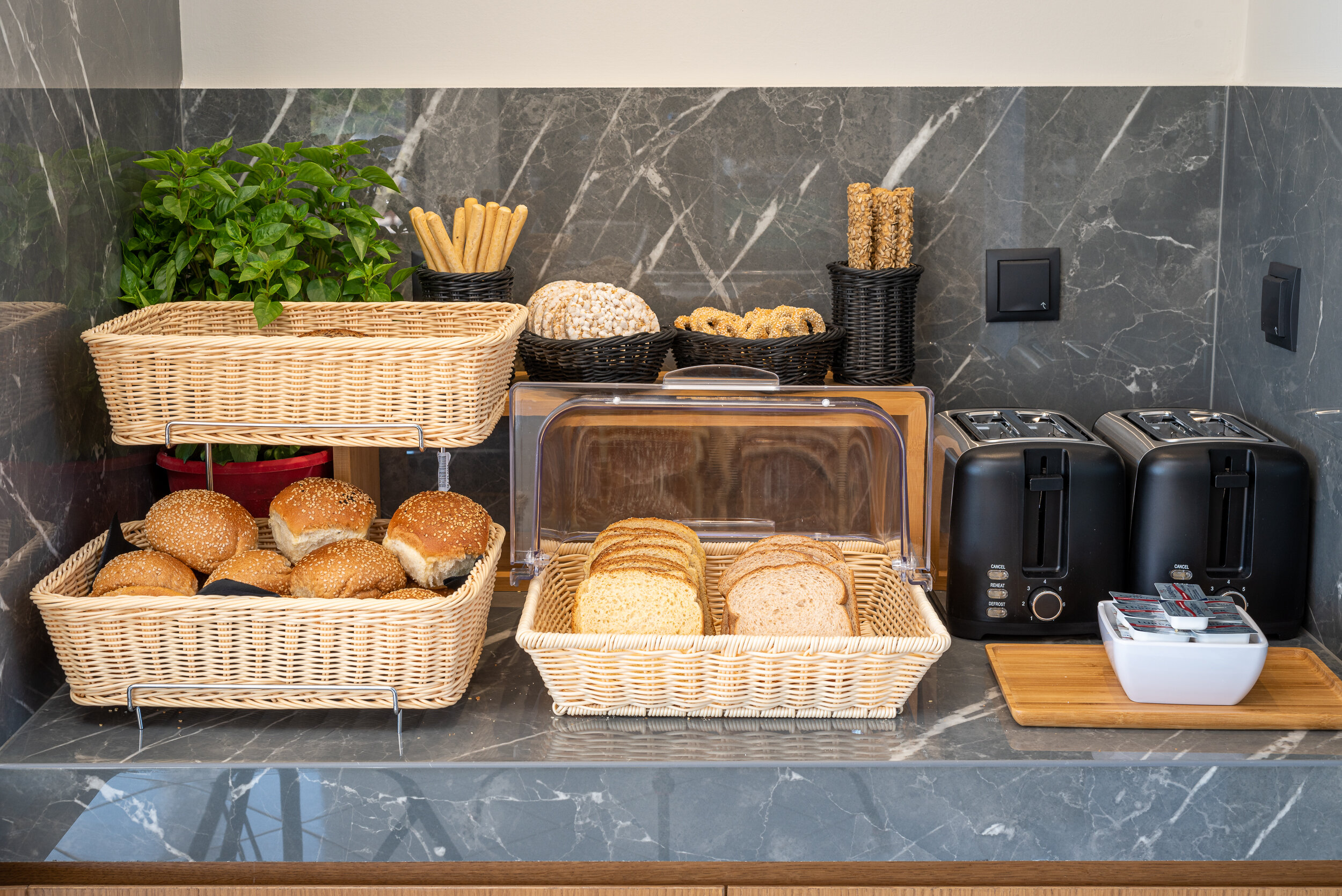 Фото Minois Boutique Hotel 