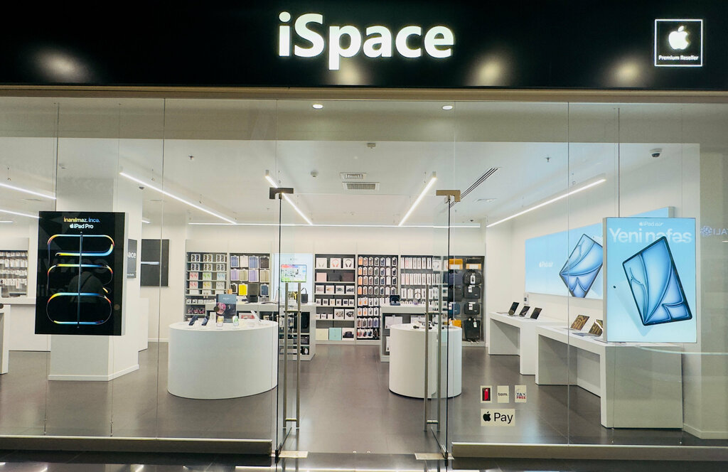 Electronics store iSpace, Baku, photo