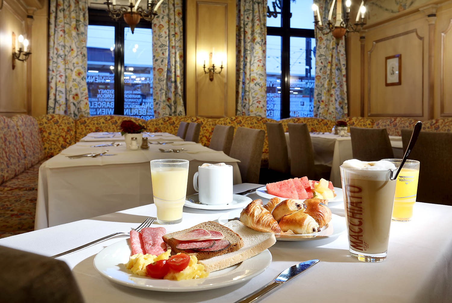 Фото Hotel Regent München