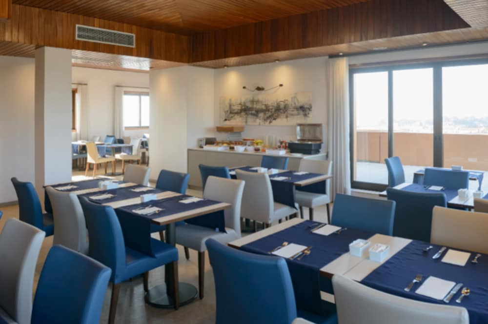 Фото Nova Cruz Hotel