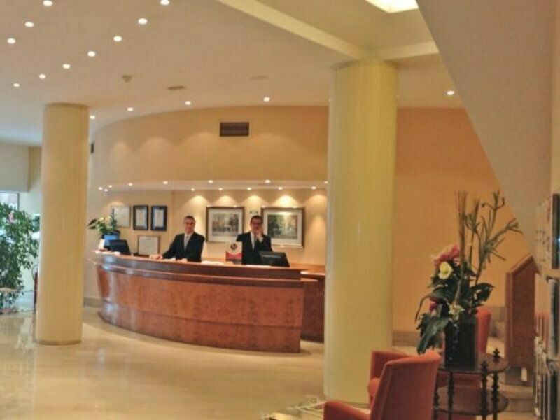 Hotel Mercure Carlton Rioja, Logroño, photo