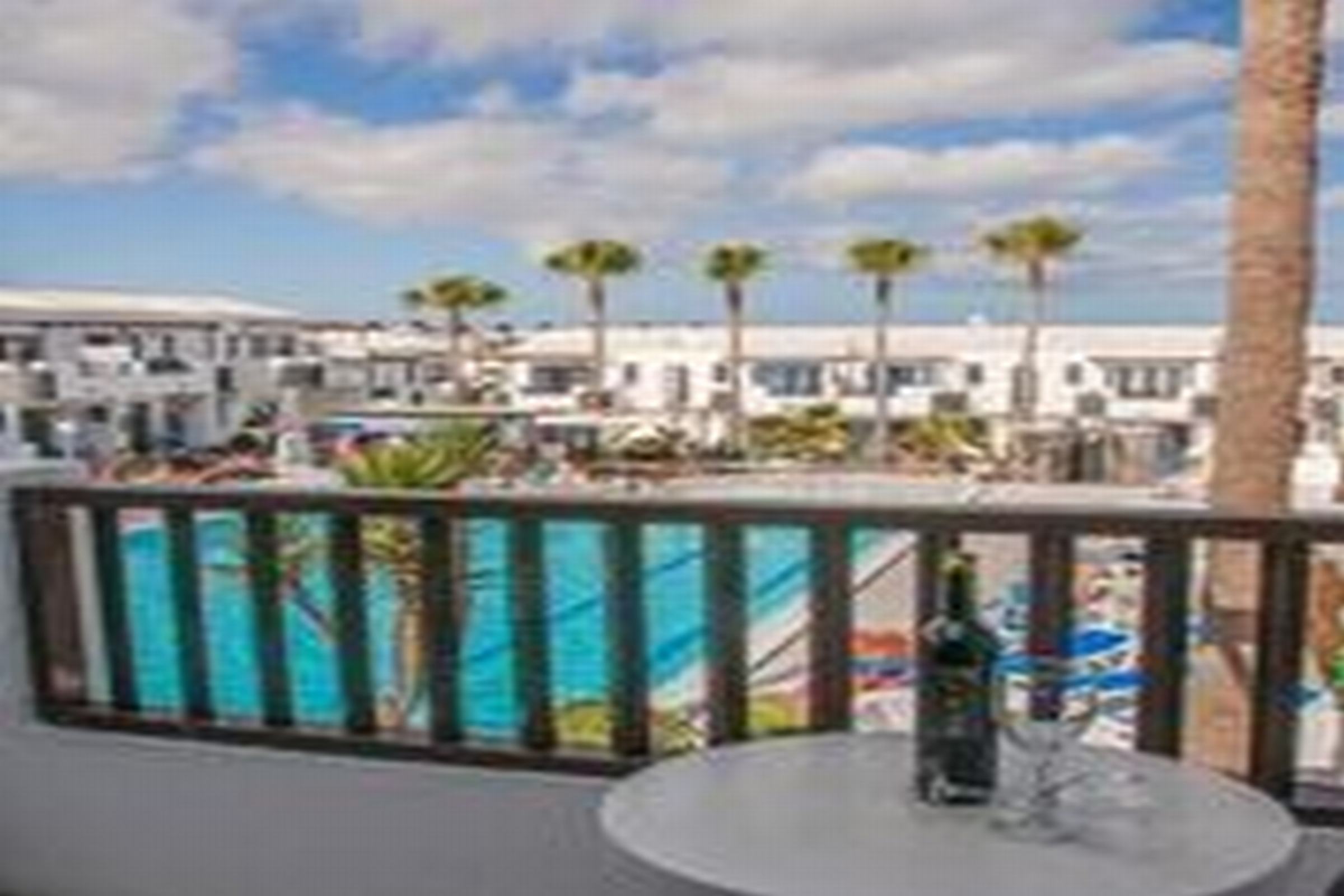 Фото Apartamentos Plaza Azul