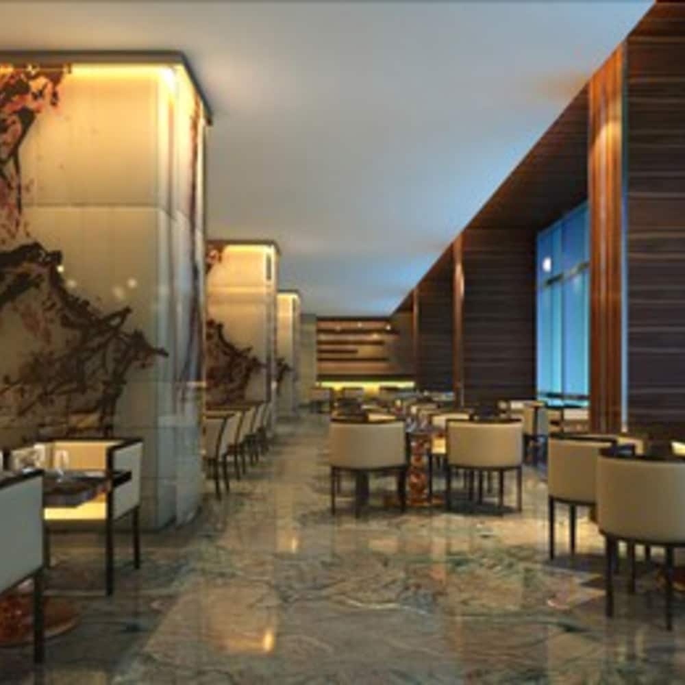 Фото Wuhan You Yi International Hotel