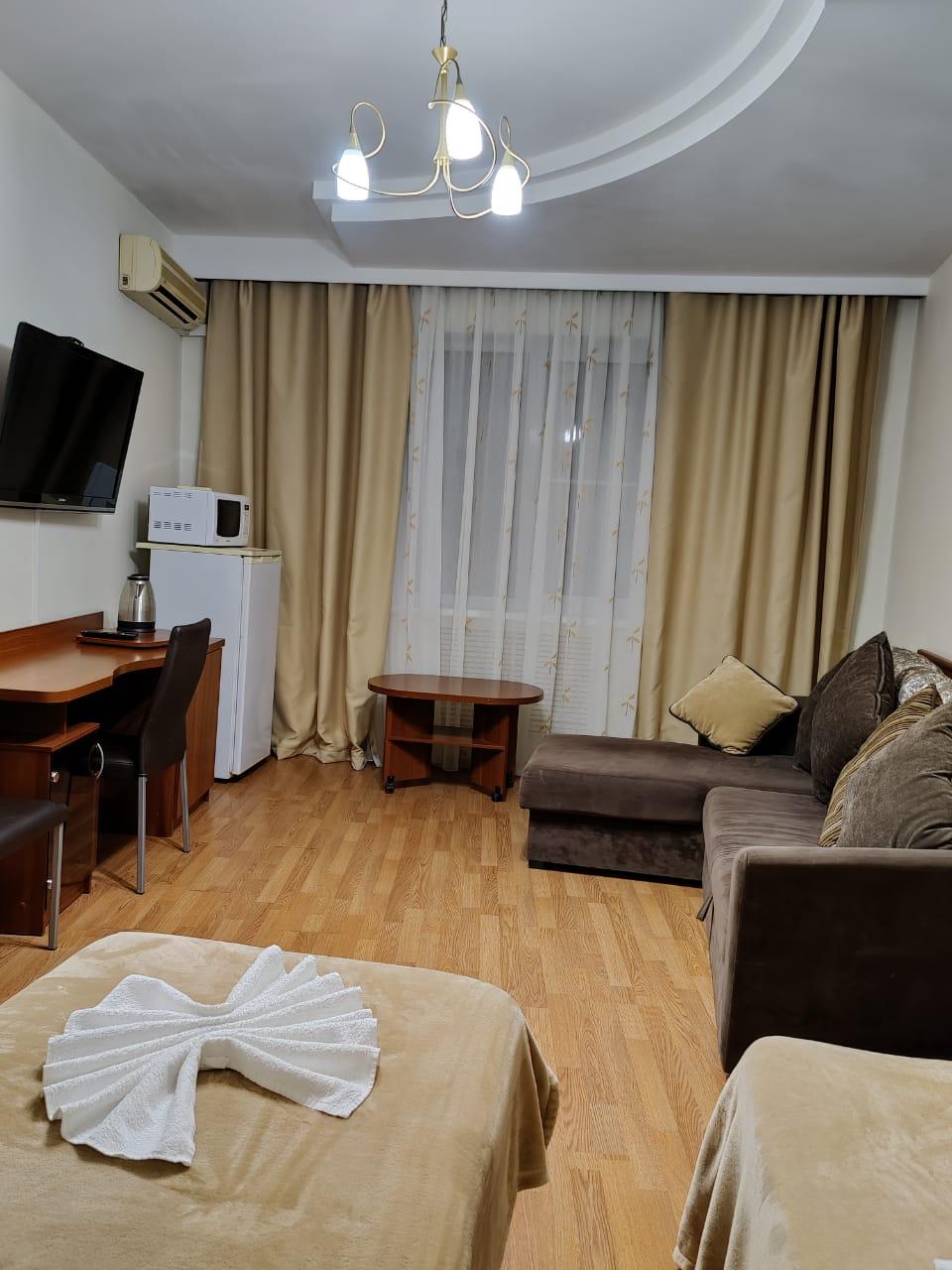 Фото Априори