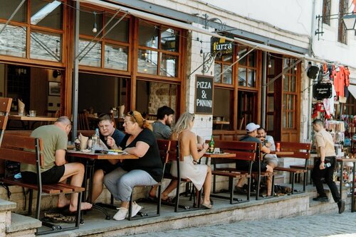 Гостиница Furra Restaurant & Rooms в Гирокастре