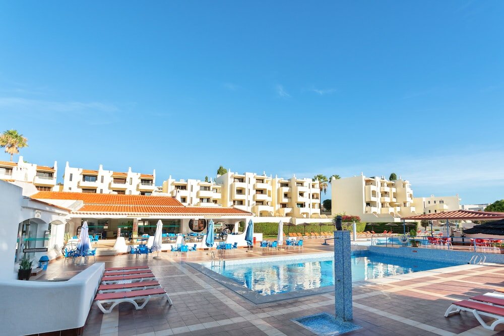 Фото Jardim Cozy Apartment with 2 swimming pools near the Old Town