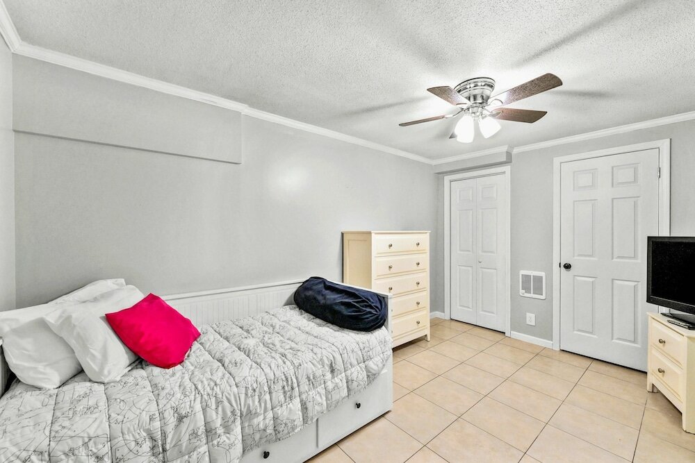 Фото Dock Days by Avantstay Swimming Platform, Dock