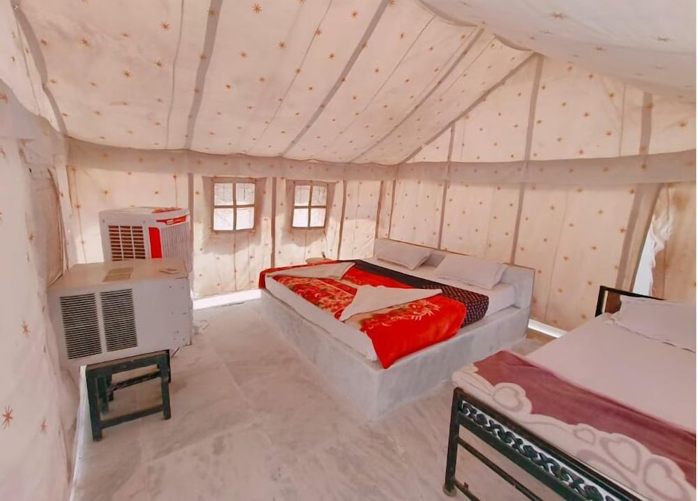 Фото Gangaur Desert Resort