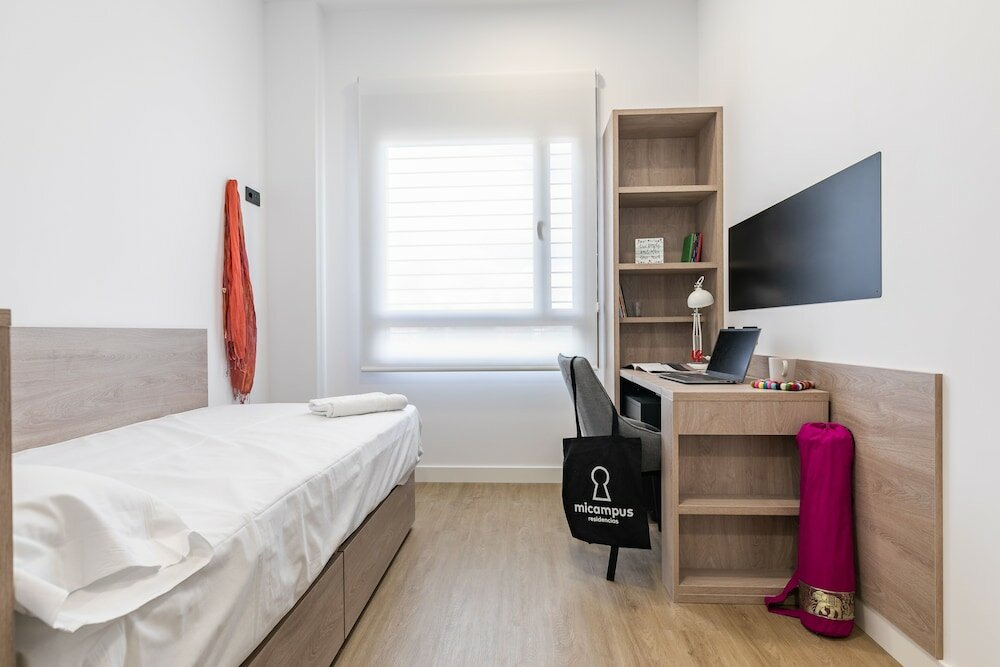 Фото Micampus Sinesio Delgado