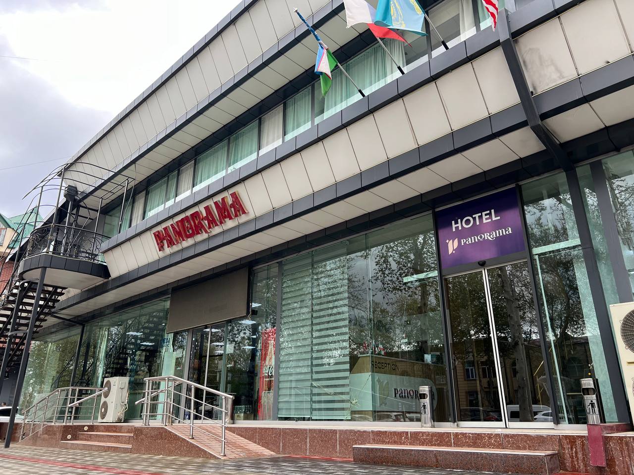 Фото отеля 1