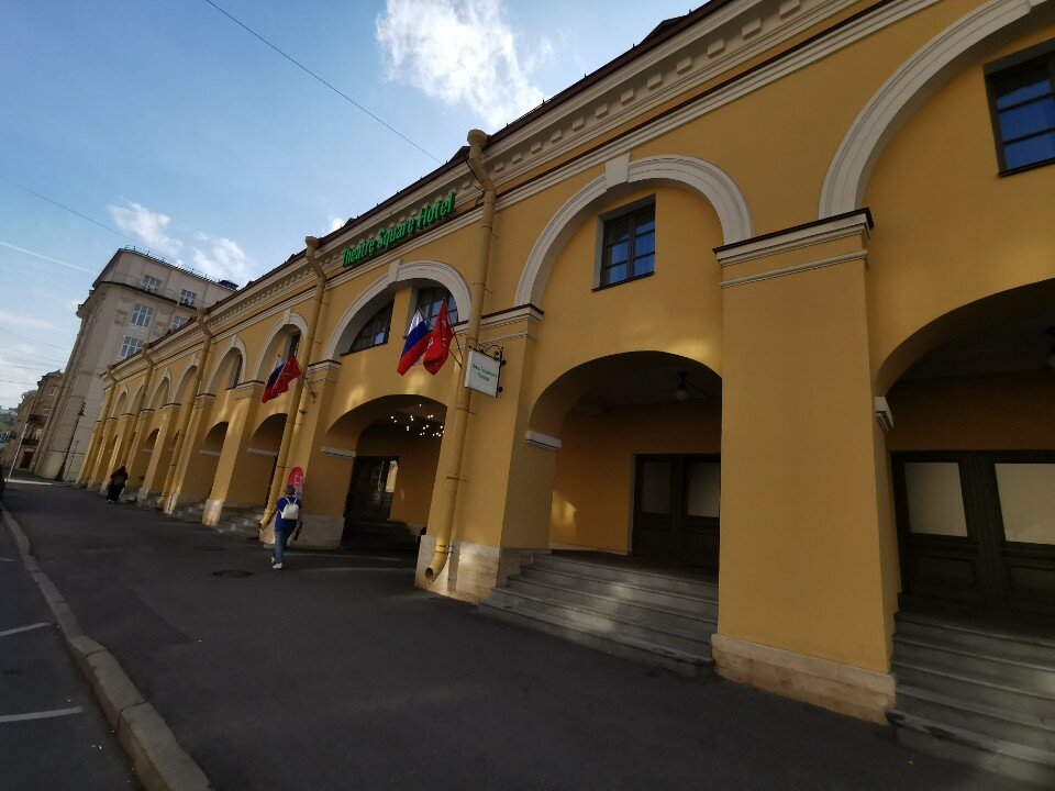 Фото Театральная площадь