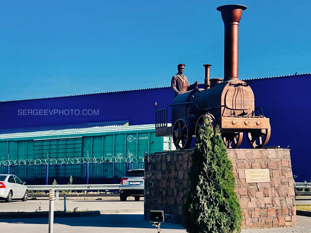 Monument to technology Паровоз Черепановых, Noginsk, photo