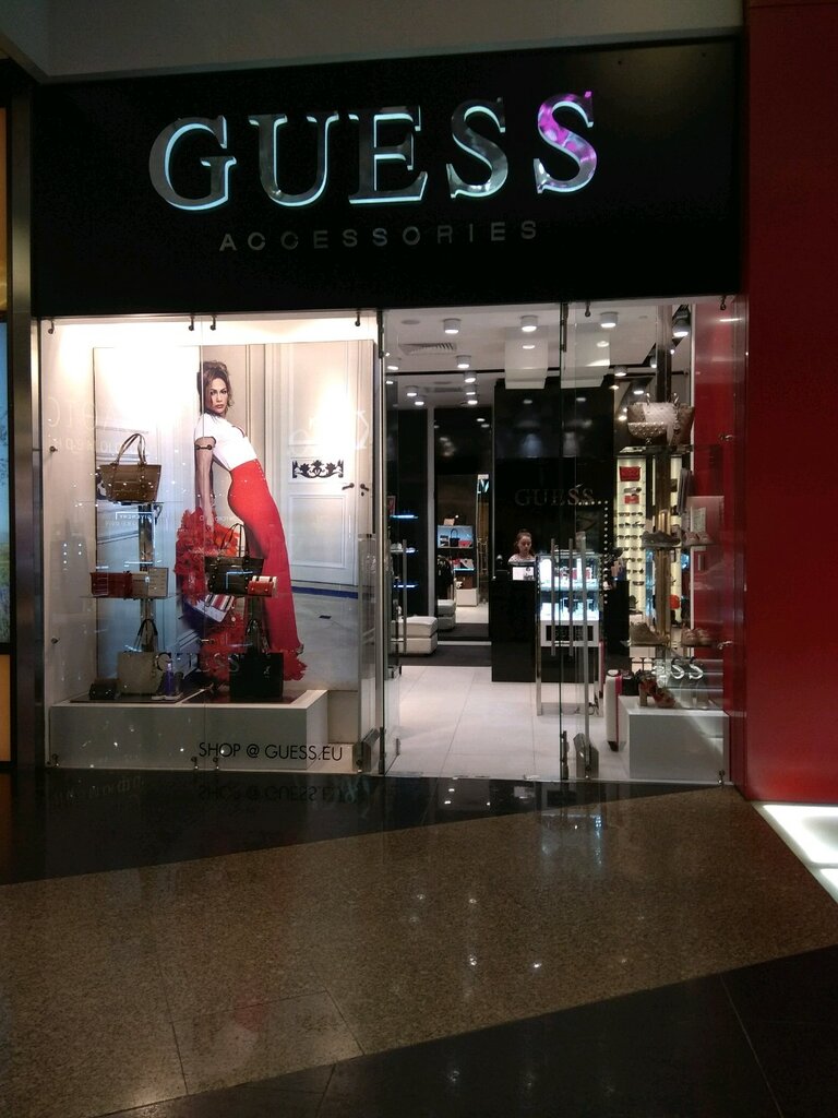 Самый Большой Магазин Guess В Москве