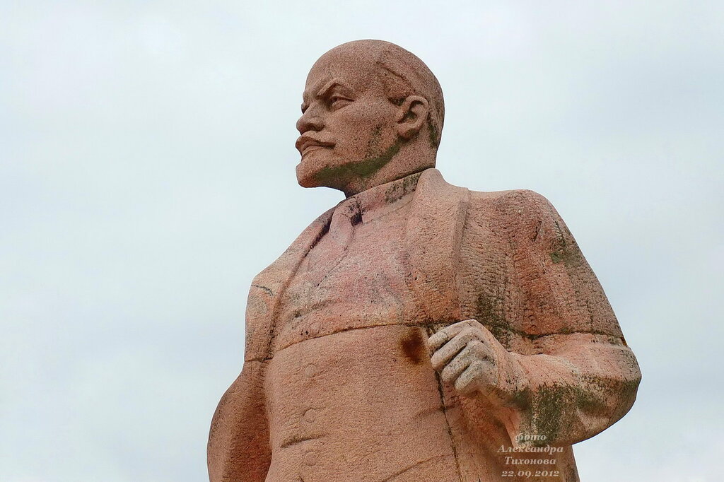 Памятник, мемориал В.И. Ленин, Ростовская область, фото