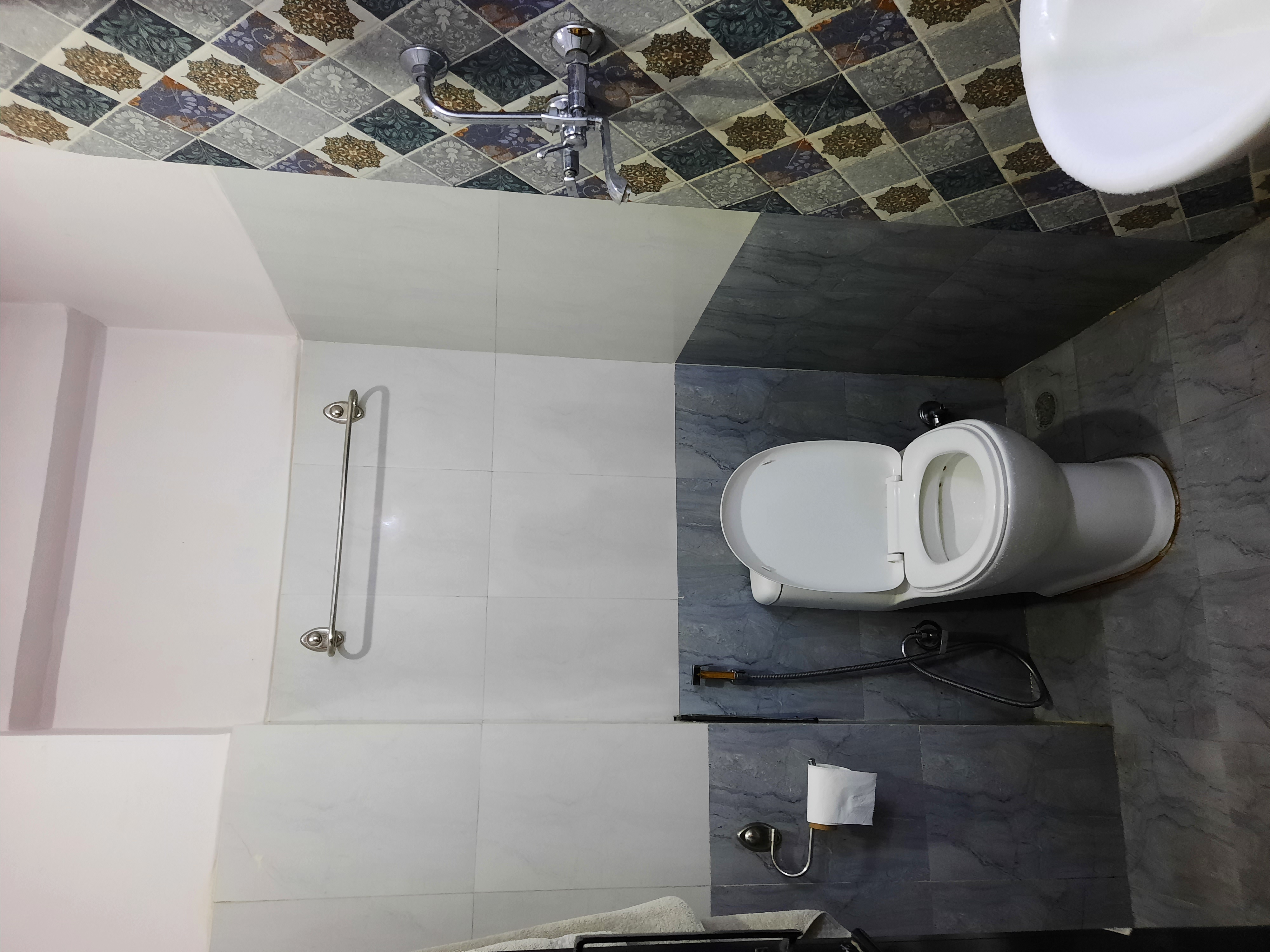 Фото Everest Holiday Inn