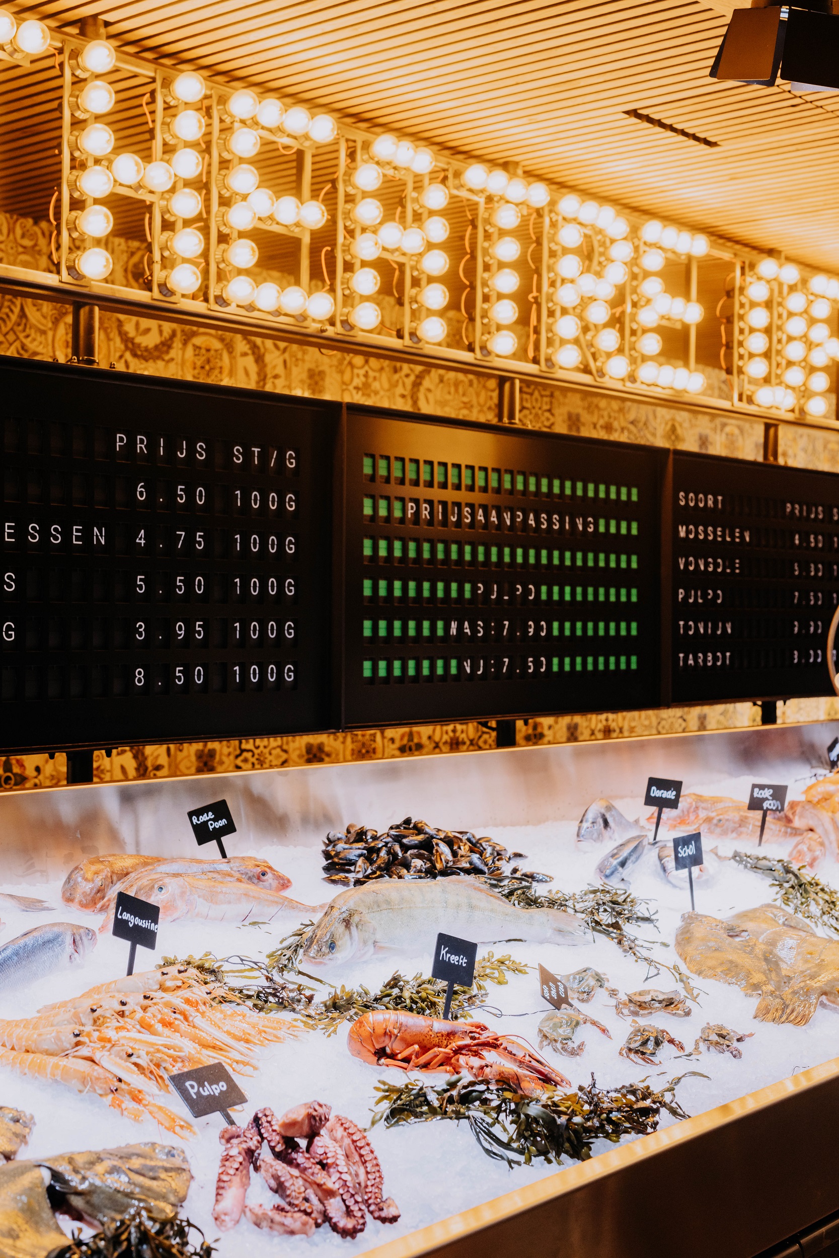 Фото Motto by Hilton Rotterdam Blaak