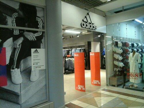 A reebok 茅 da cheap adidas
