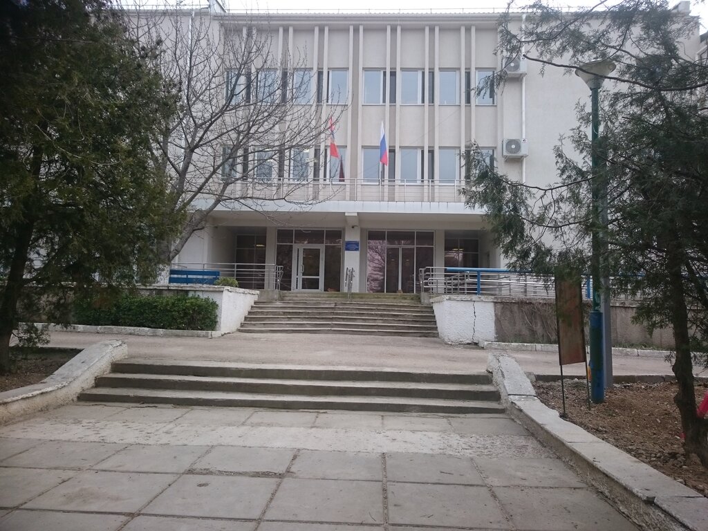 منزل الصعود للمسنين والمعوقين Sevastopolsky dom-internat dlya prestarelykh i invalidov ، ، صورة