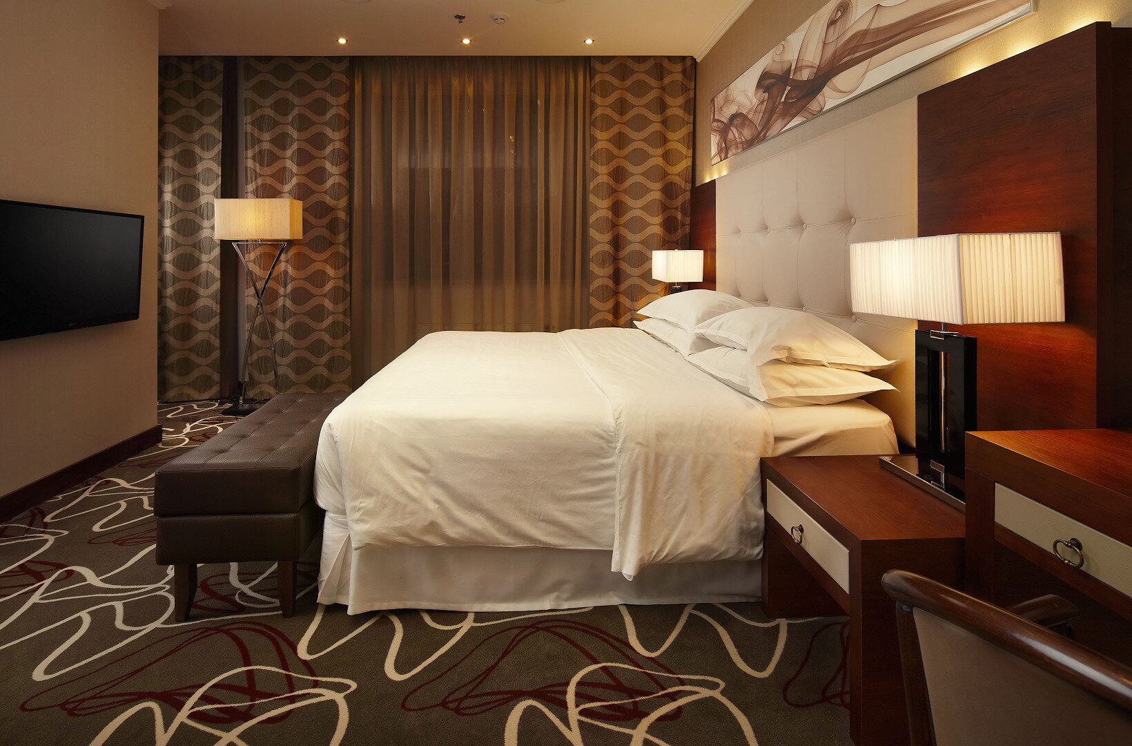 Фото Sheraton Skypoint Luxe