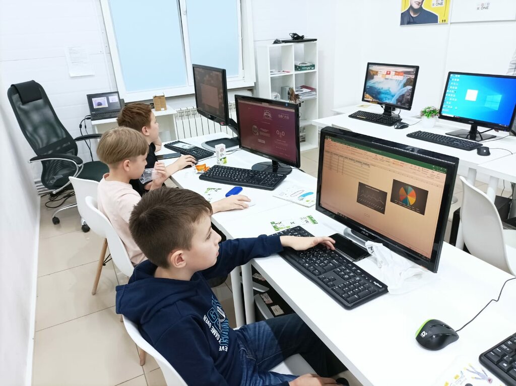 Computer courses Kiberone, Nizhnekamsk, photo