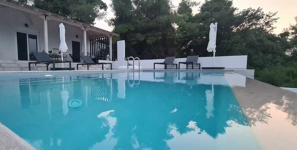 Фото Luxurious Villa Anna Maria