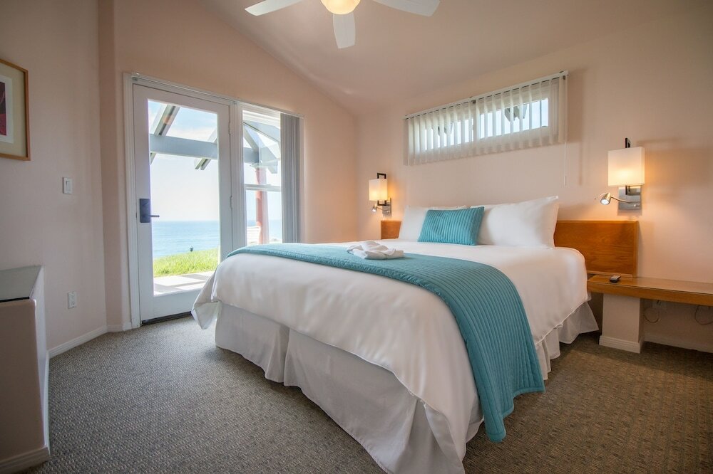 Фото Wave Crest Resort