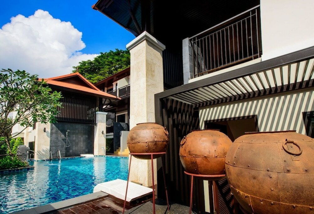 Фото Yotaka Boutique Hotel Bangkok