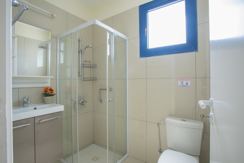 Фото Flouressia Gardens