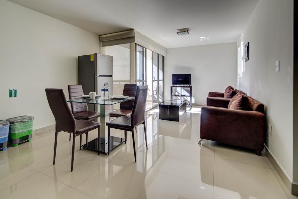 Фото Grupo Kings Suites Alfredo de Musset
