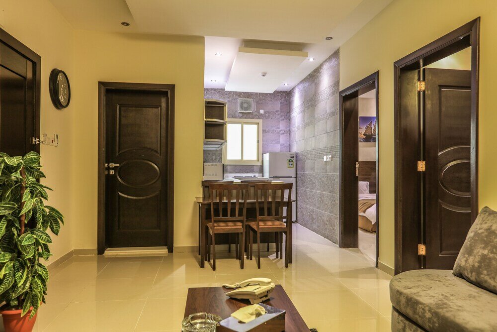 Фото Al Itqan Apart-hotel