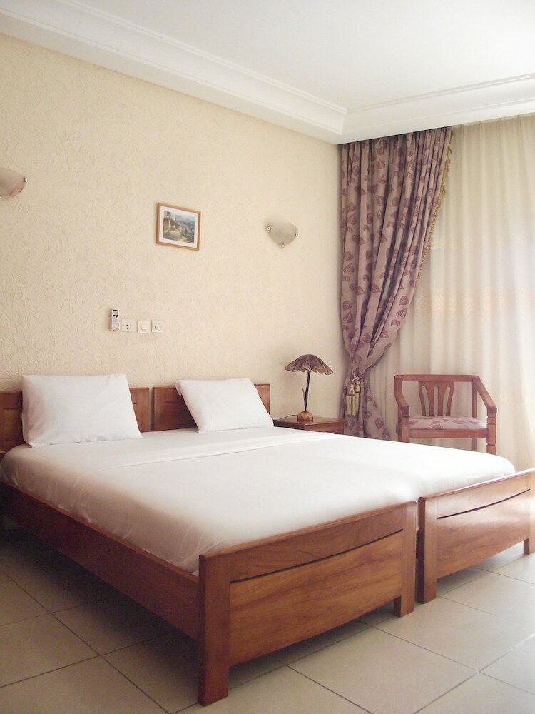 Фото Hotel Ghis Palace