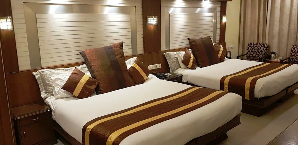 Фото Hotel Cj International