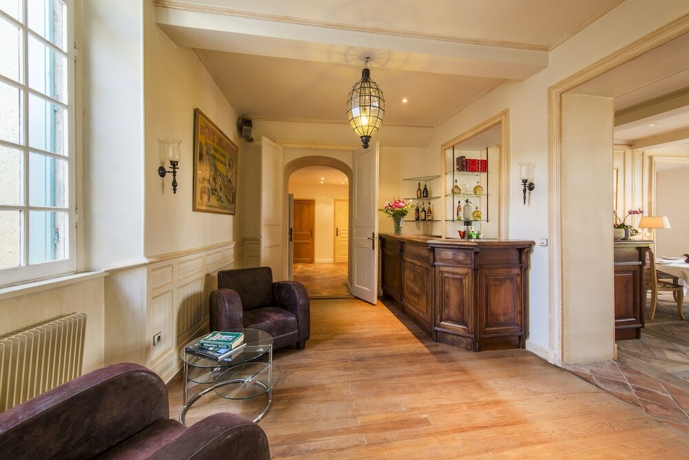 Фото Les Trois Lys