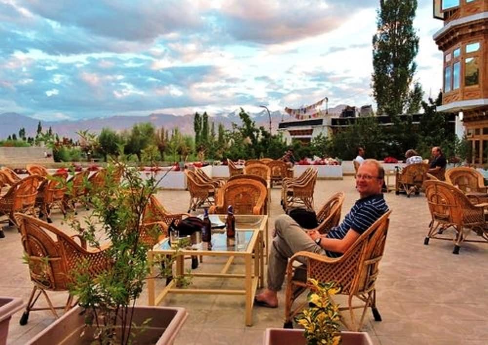 Фото Hotel New Glacier View