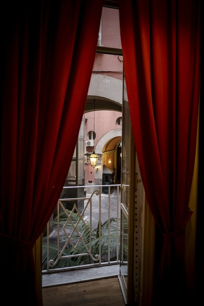 Фото B&b Le 4 Stagioni Dante's Suites