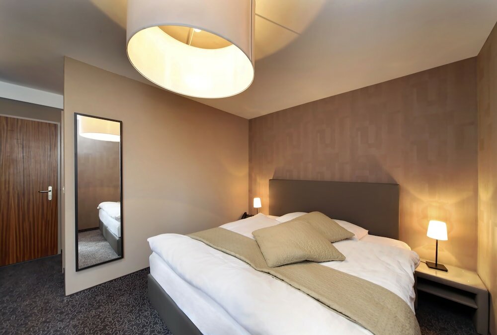 Фото Hotel la Suite