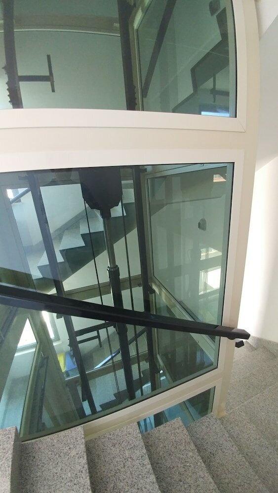 Фото Hotel La Perla