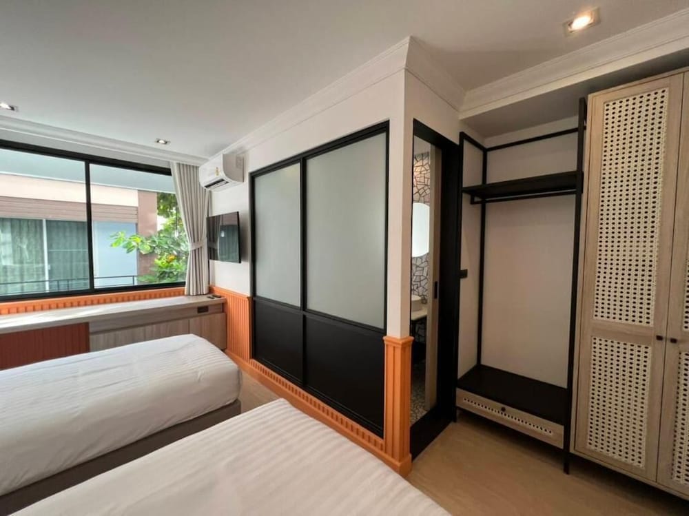 Фото Penpark Place