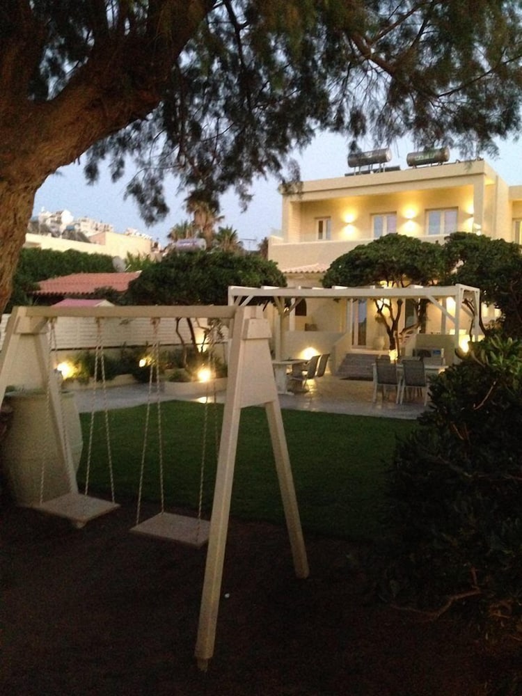 Фото Ilias Apartments