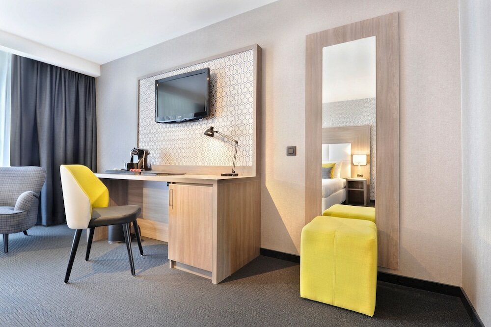 Фото Van der Valk Hotel Nazareth - Gent