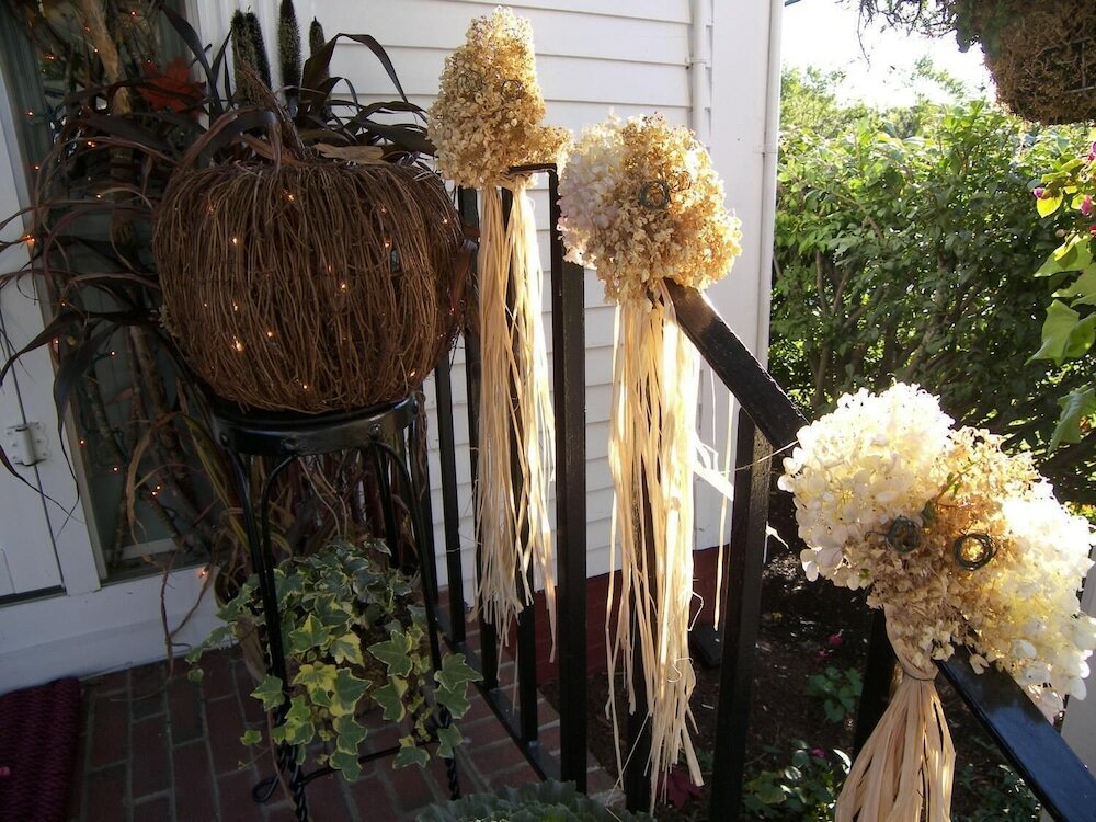 Фото Cedar Crest Inn