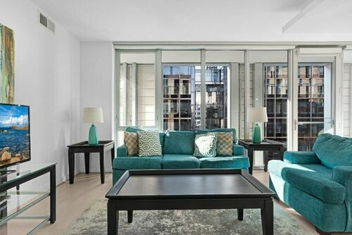 Гостиница Global Luxury Suites at Chinatown в Вашингтоне