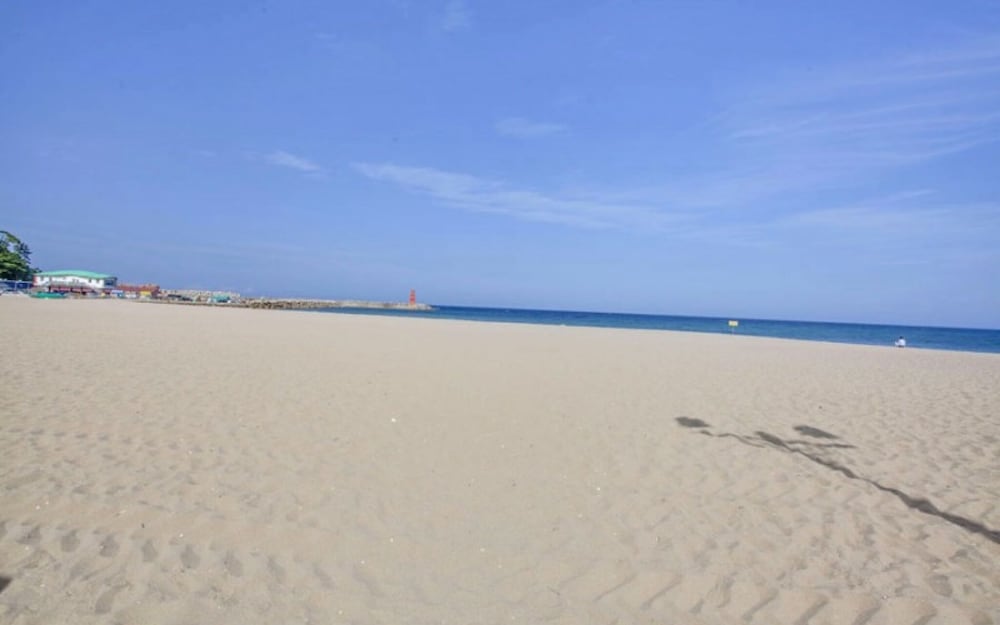 Фото Naksan Beach Condotel