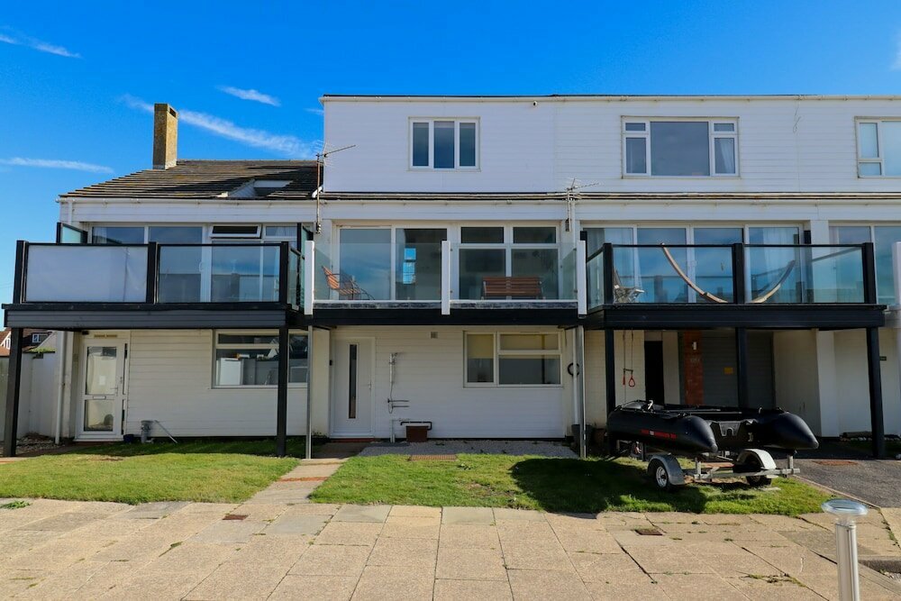Hotel No. 28 Contemporary Beach Side Property With sea Views, England, photo