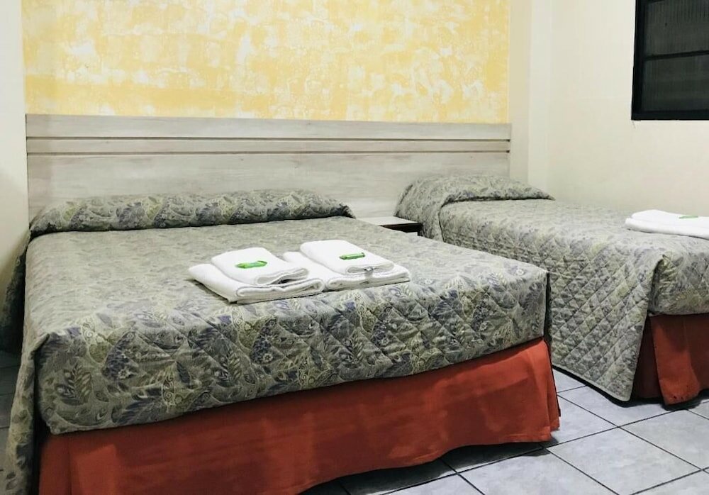 Фото Hotel Colonial