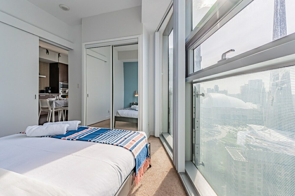 Фото The Bay Suites - Entertainment Dist