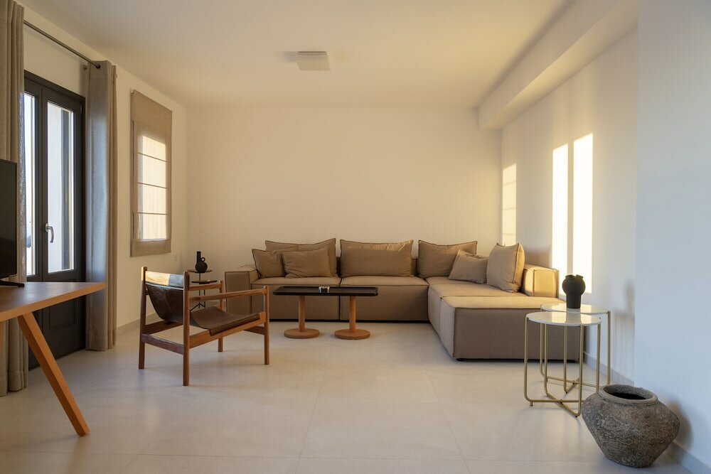 Фото La Maltese Villas Santorini