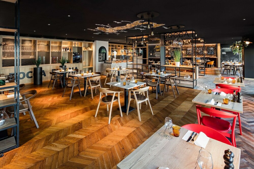 Фото Park Inn by Radisson Stuttgart