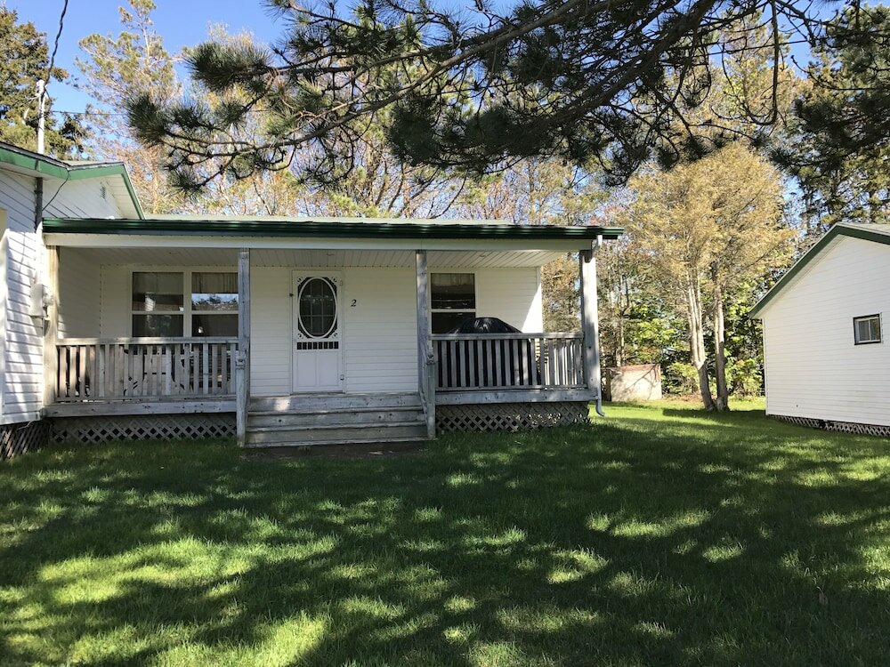 Фото By The Bay Cottages