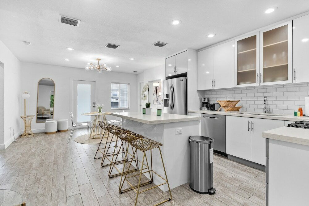 Фото Design District Luxe 3bd Home